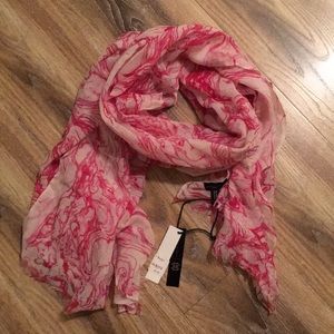 Shawlsmith London Pink and White Scarf